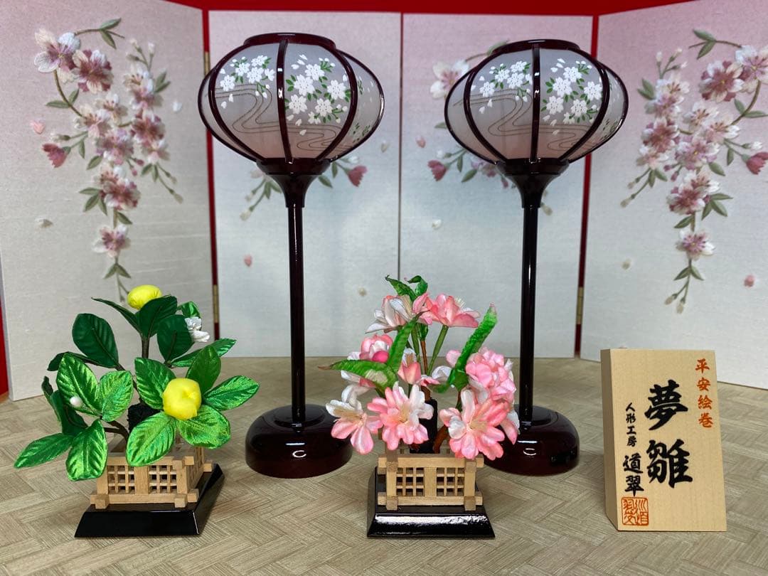 雛人形　親王飾り総檜造り収納セット・サイズ間口約５５×奥行約３３×高さ約４８㎝