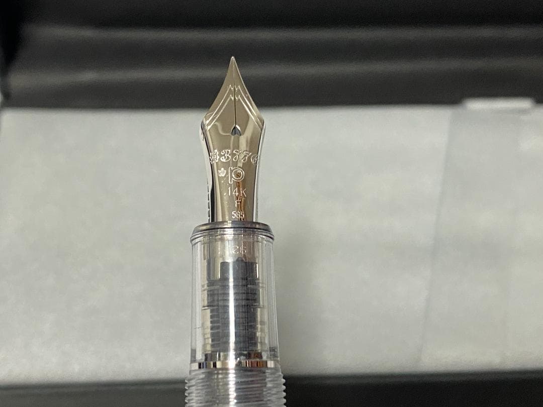 PLATINUM 3776 CENTURY 万年筆 忍野 F