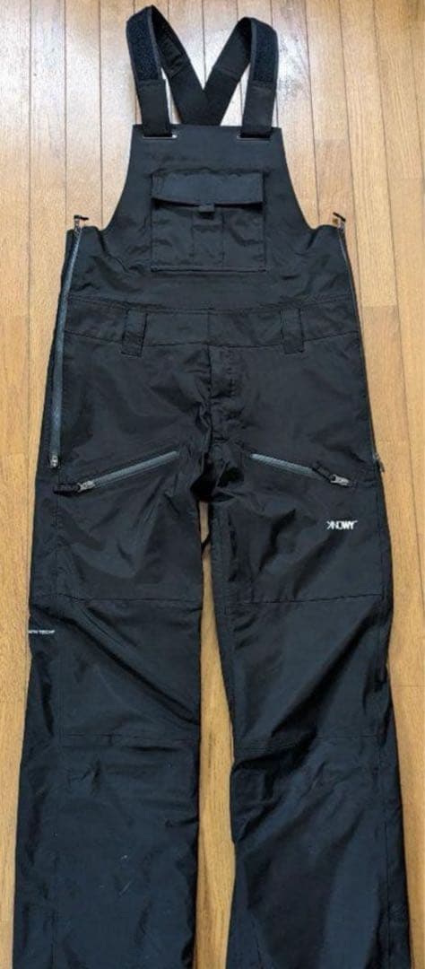 【早い者勝ち】knowy 上下セット Mサイズ