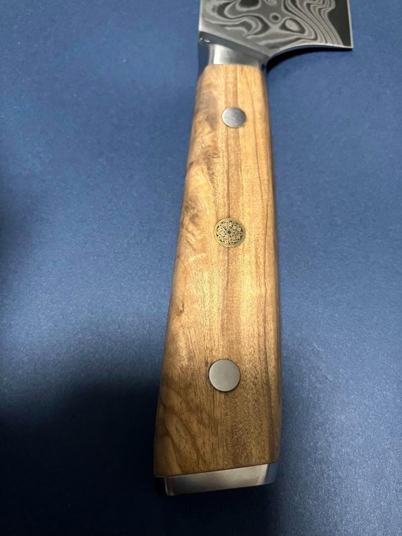 V金10号67層ダマスカス牛刀210mm オリーブウッド柄