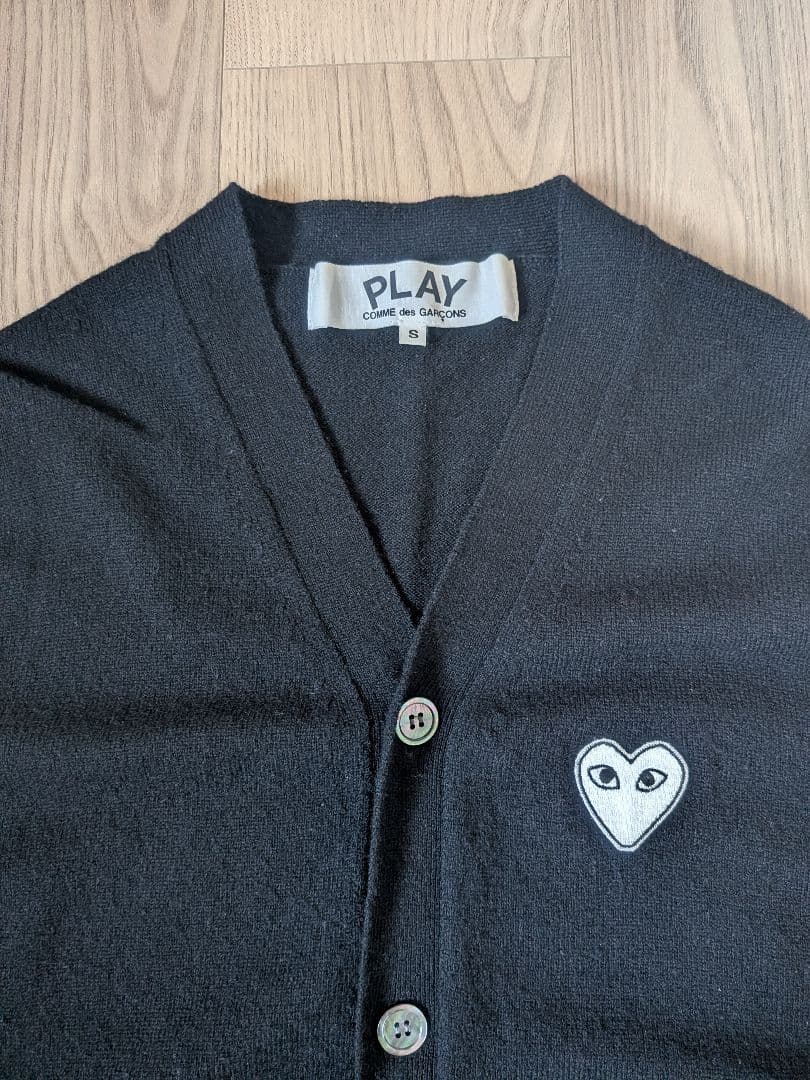 美品●プレイ　コムデギャルソン　カーディガン●メンズS　ブラック