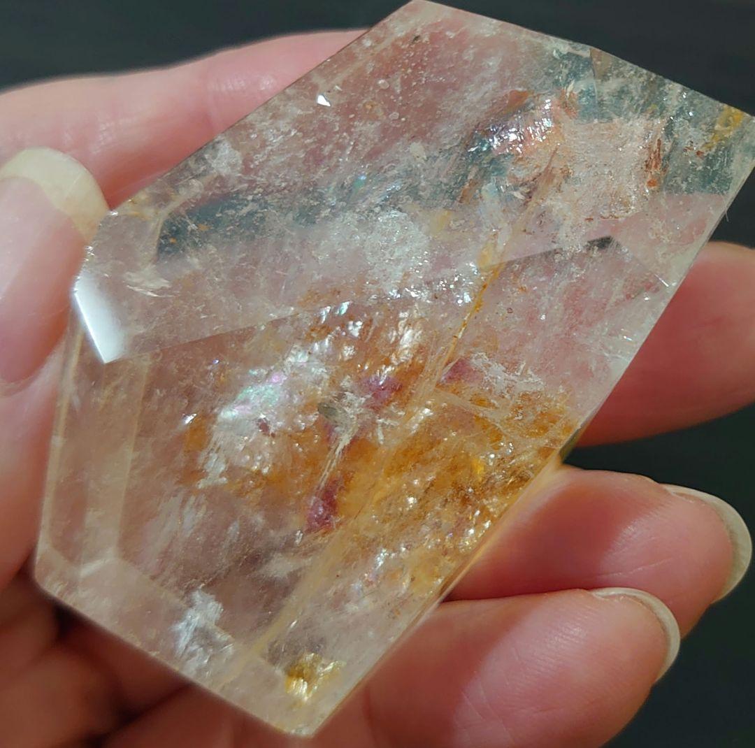 ライモナイトインゴールデンヒラーフリーフォーム　素敵な逸品