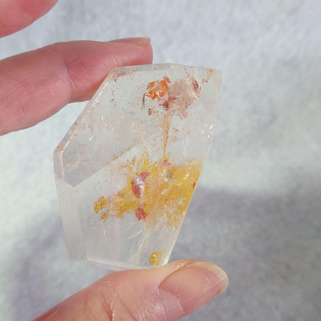 ライモナイトインゴールデンヒラーフリーフォーム　素敵な逸品