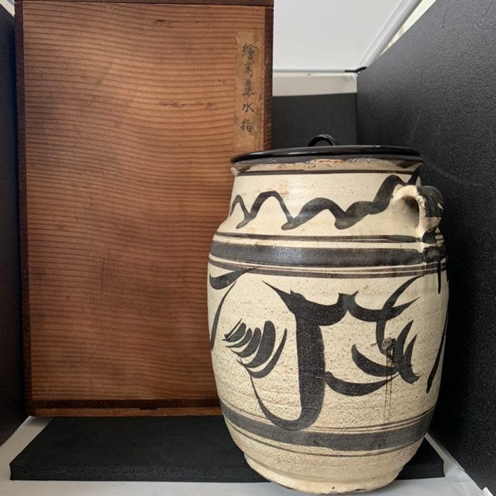 李朝時代　絵高麗　粉粧灰青沙器　鉄絵紋　水指　茶道具　壷　壺　花瓶　時代