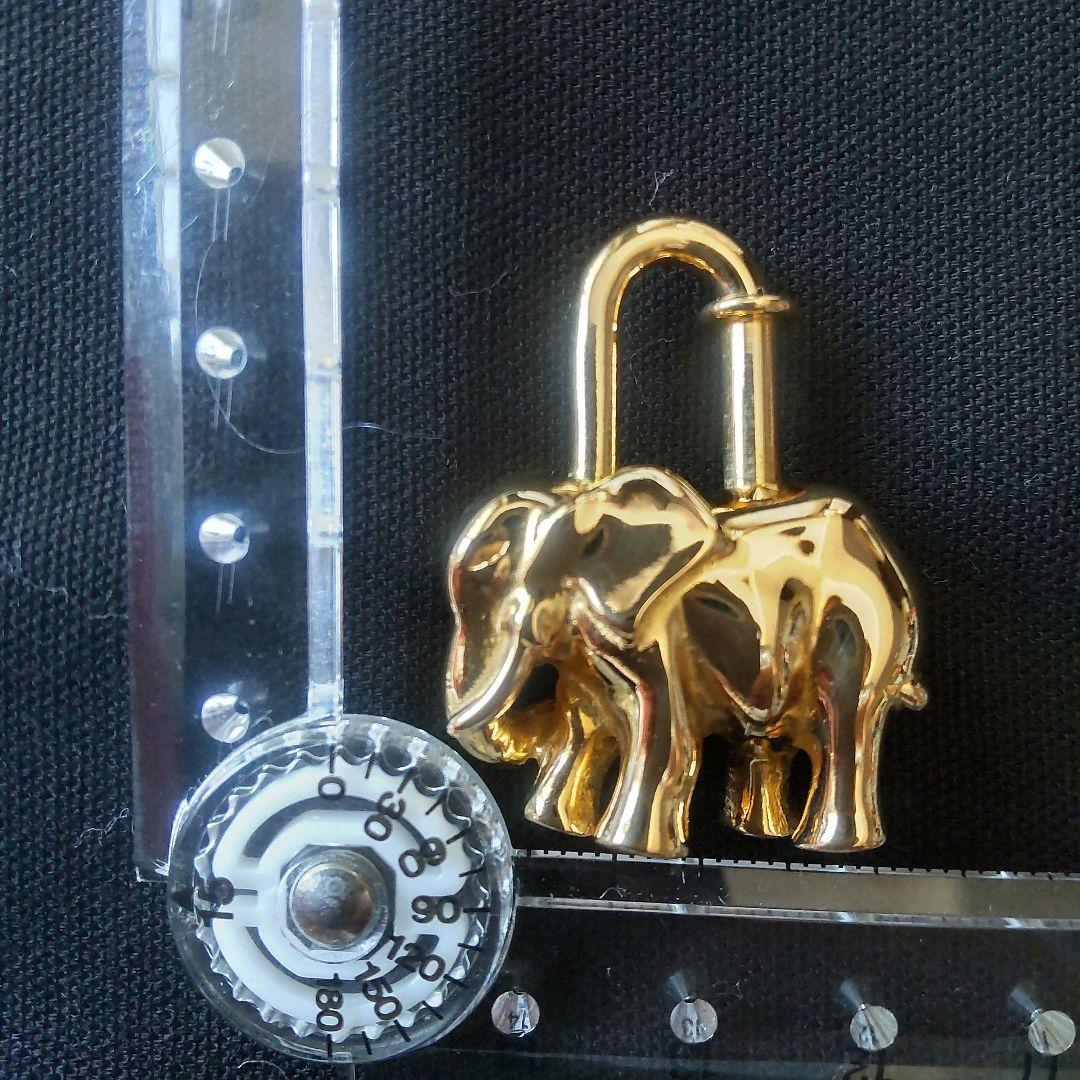 エルメス HERMES エレファント 象 カデナ