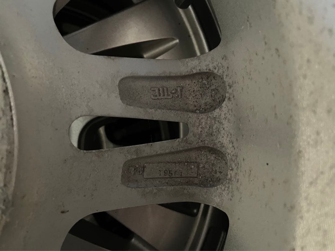 ジムニー用ブリザック スタッドレスタイヤ 175/80R16 ホイール4本セット