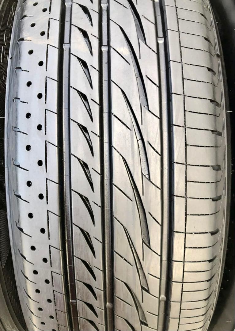215/65 R16 BRIDGESTONE REGNO ラジアルタイヤ