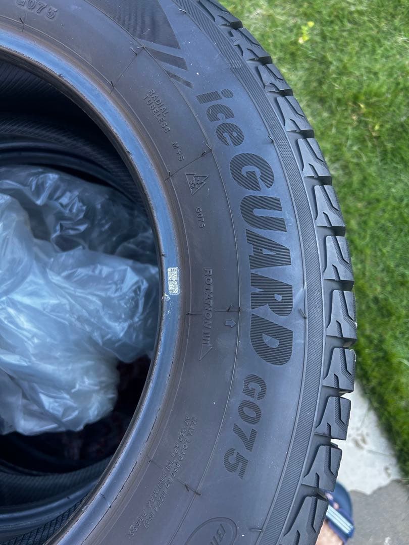 225/65 R17 ice GUARD G075 スタッドレスタイヤ4本セット