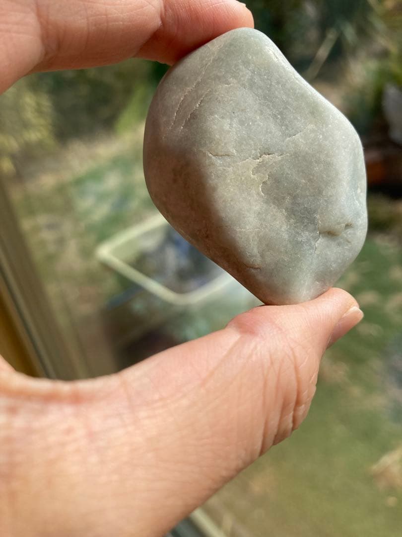 糸魚川翡翠　2個セット　ひすい　原石　圧砕