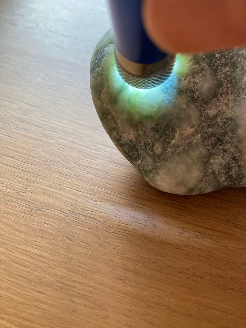 糸魚川翡翠　2個セット　ひすい　原石　圧砕