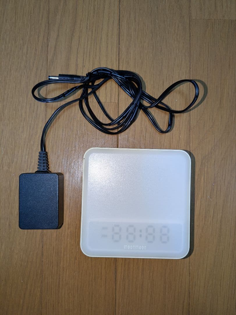 TOTONOE LIGHT　トトノエライト　光目覚まし時計