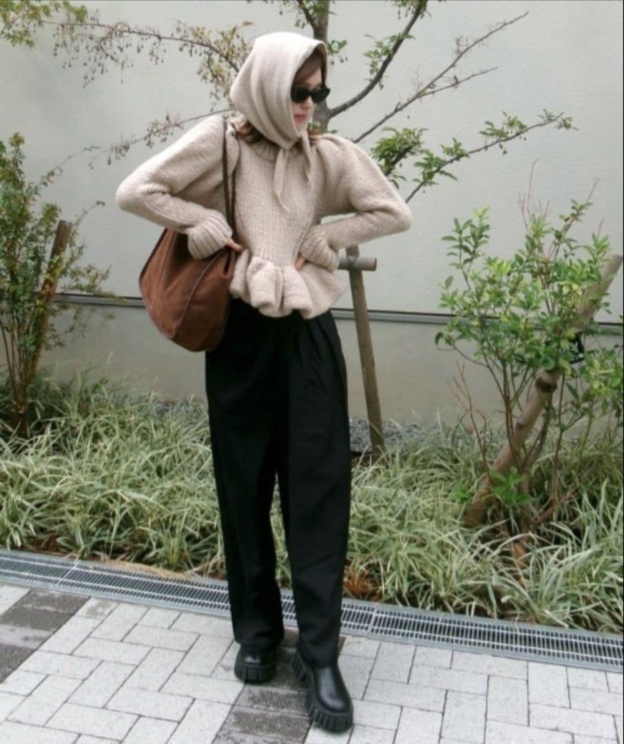 【Donoban】ハンドメイドパフニット　ベージュ