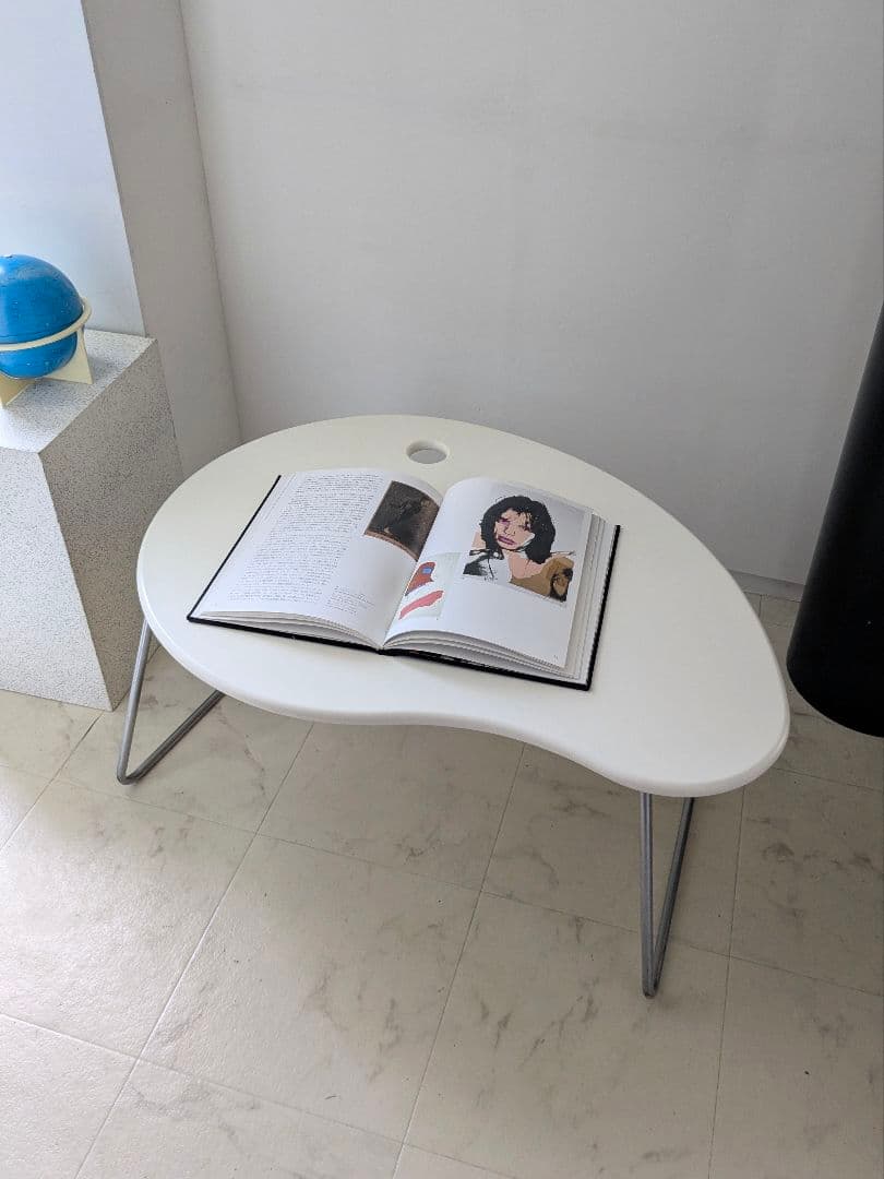 穴の空いたビーンテーブル ポストモダン スペースエイジ Y2K アノニマス