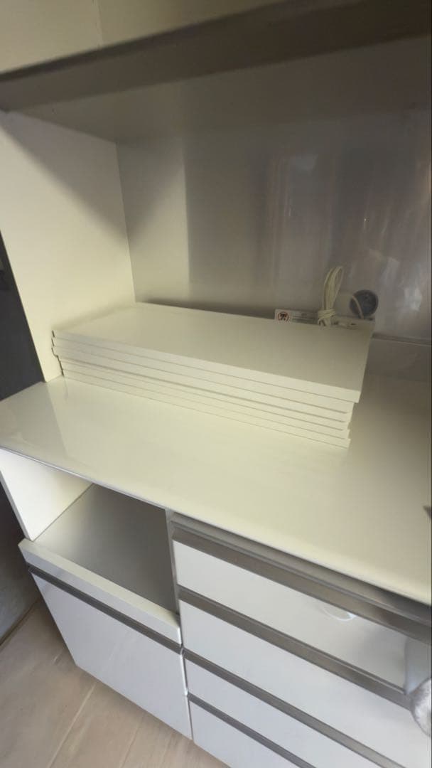 岡山県　31日まで送料込み！パモウナ　大型食器棚　8000円引き中