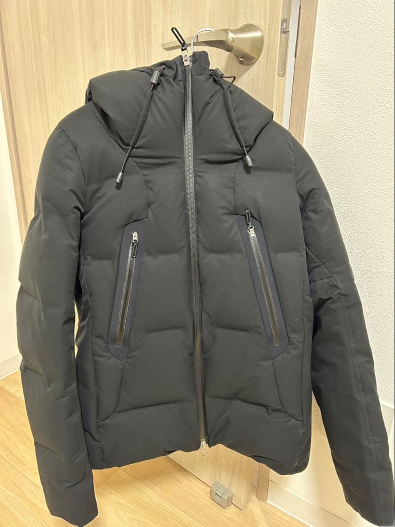 水沢ダウン　マウンテニア