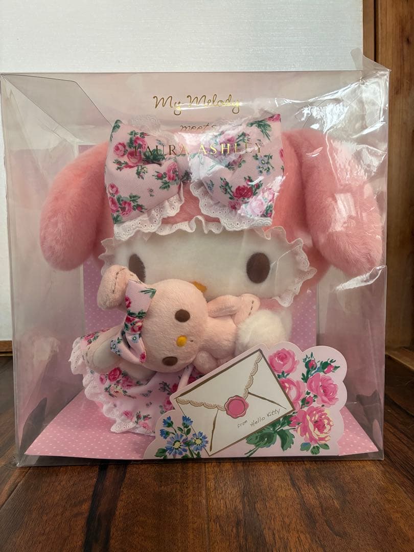 マイメロxローラアシュレイ　ぬいぐるみ