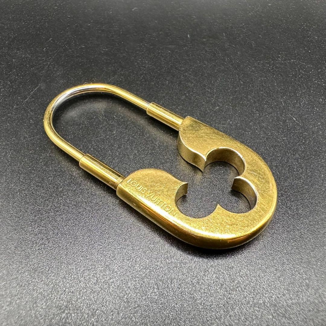 極美品✨　ルイヴィトン　キーリング　M66009　ロゴ　刻印　1361