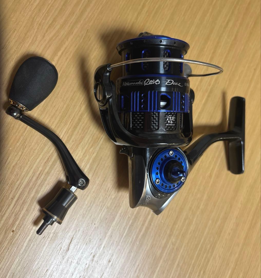 アブガルシア　レボ ディーズ　Revo ROCKET 2500sスピニングリール