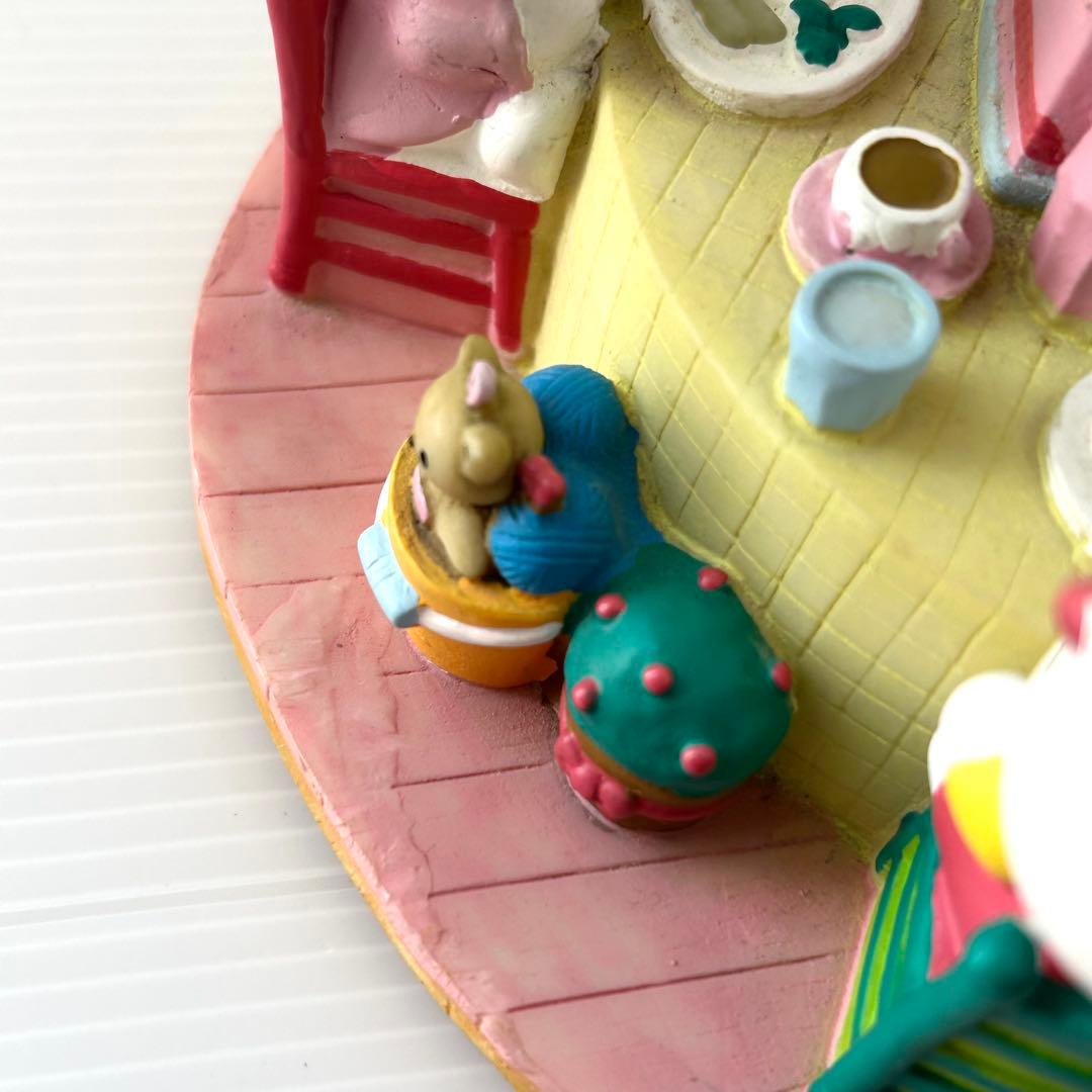 【希少】サンリオ ハローキティ みんなで朝ごはん ジオラマ風 貯金箱 レトロ