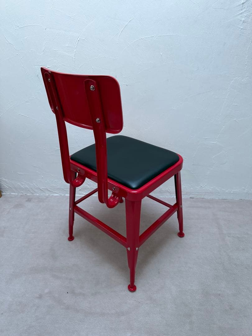 送料込みDULTONレトロ風 赤い金属椅子　2脚セット
