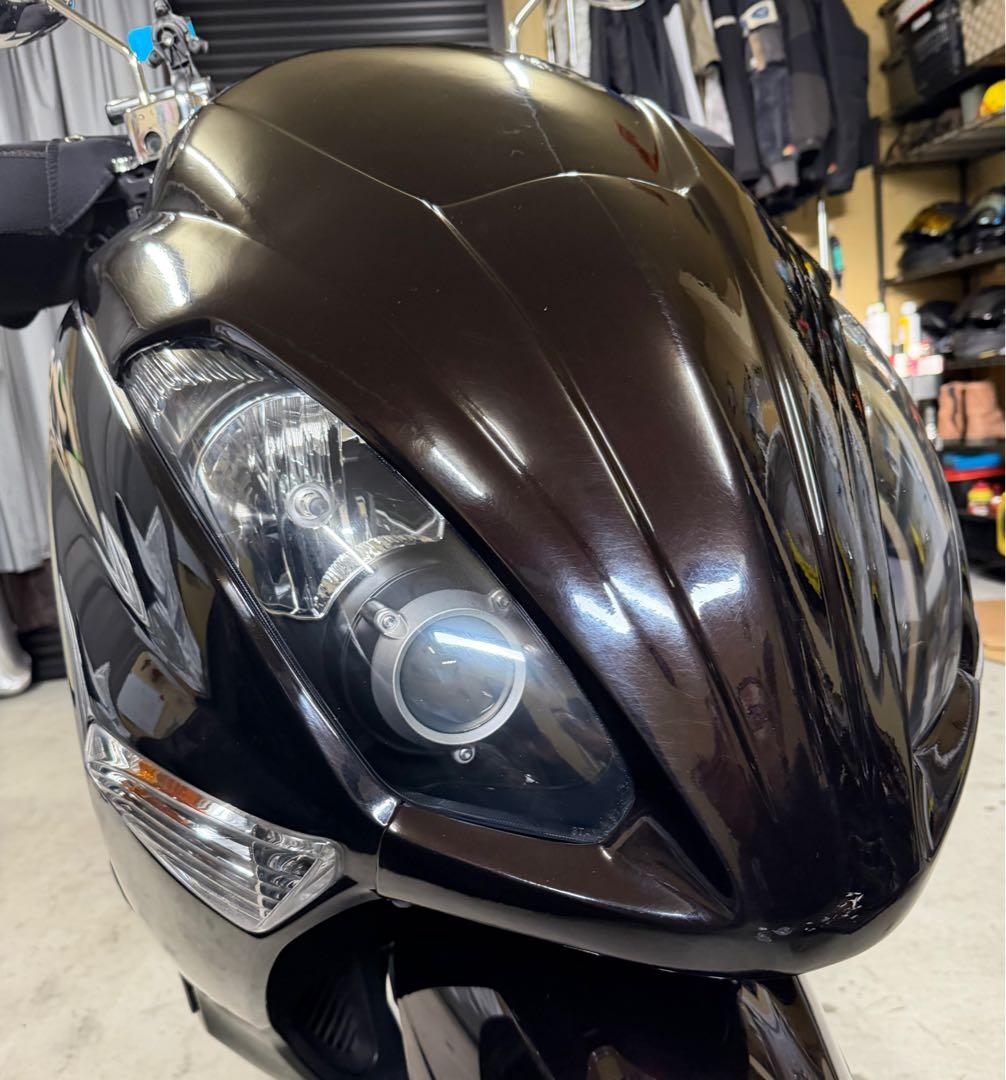 マジェスティ　フロントカウル　4D9(sg20j)