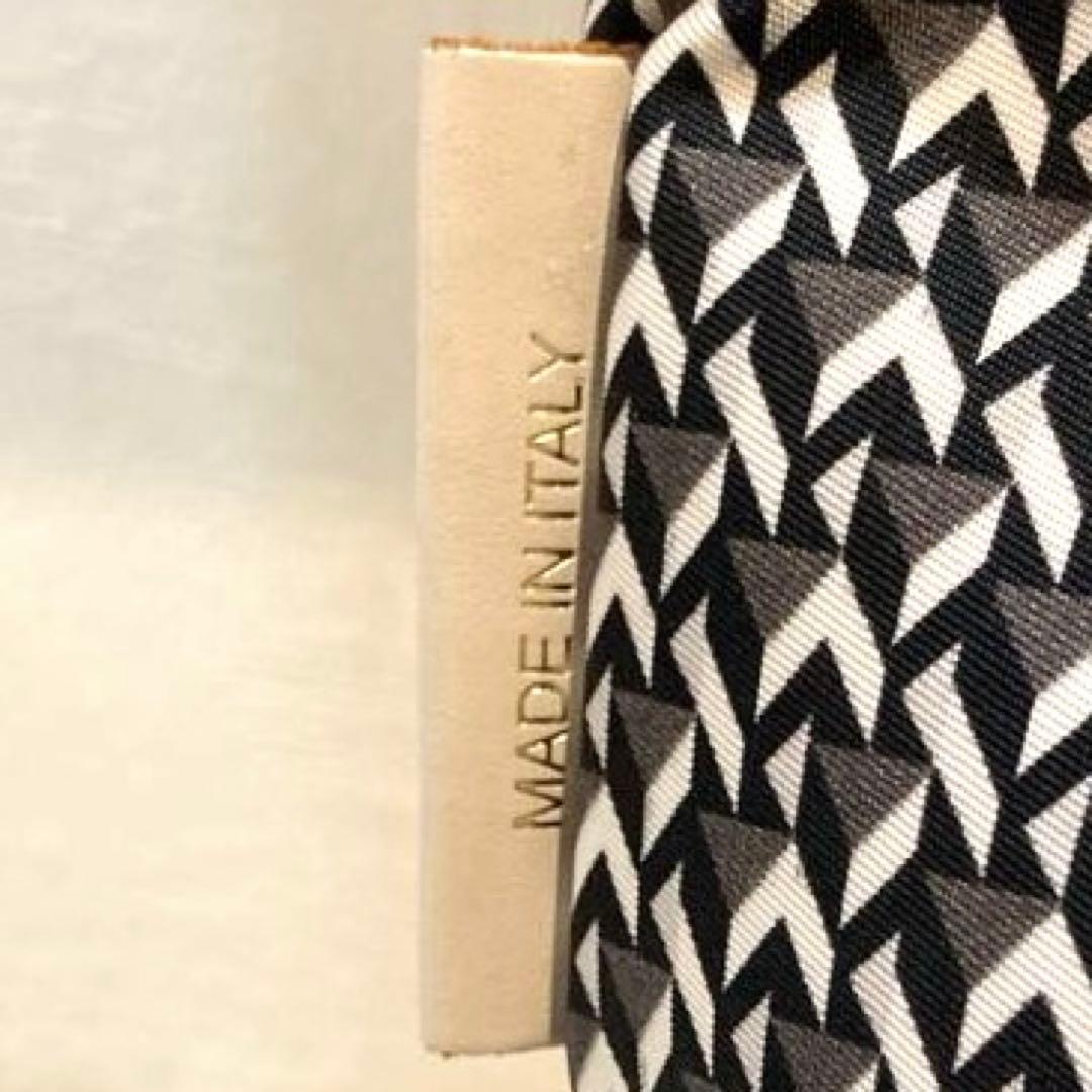 【美品】ROBERTA PIERI タタミ レザートートバッグ　グレー