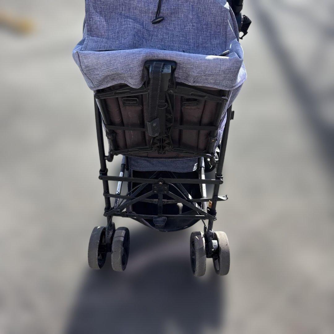 訳有 キンダーワゴン DUOシティHOP2 二人乗りベビーカー　カバー付き