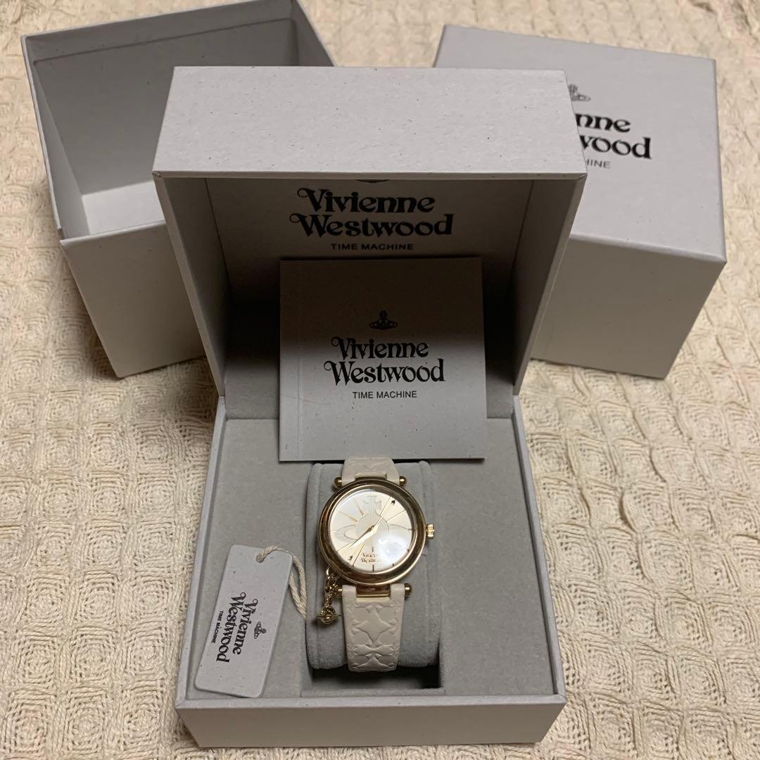 新品⭐︎VivienneWestwood 腕時計 オーブ ホワイト文字盤 白ベルト