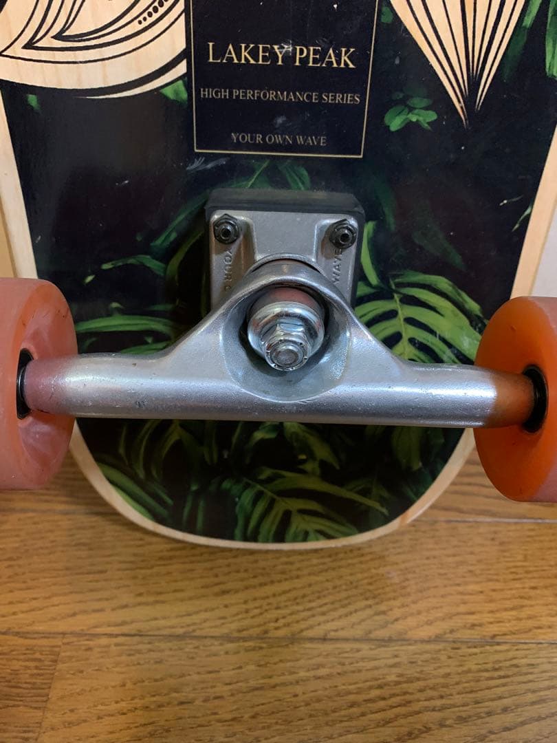 yow LAKEY PEAK サーフスケート　スケートボード