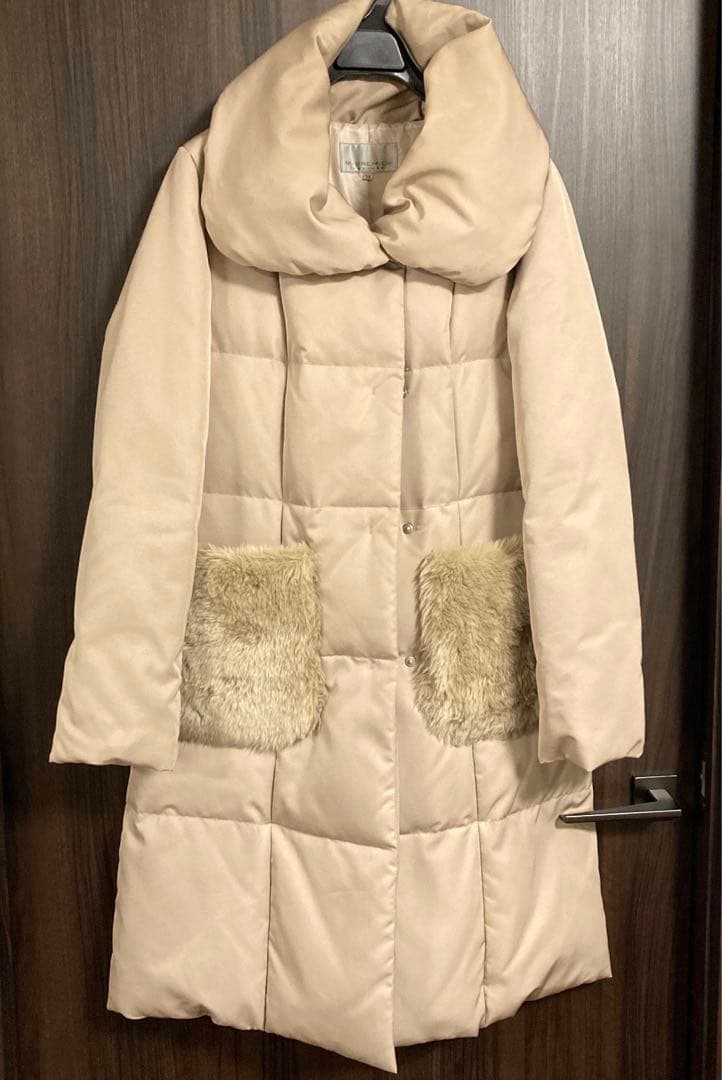 【専用】ファーポケット付き　ダウンコート