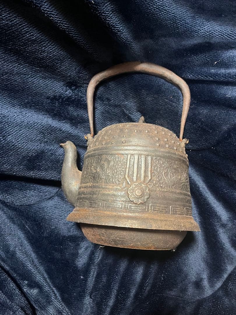 ア*ネ様 骨董品 鉄瓶