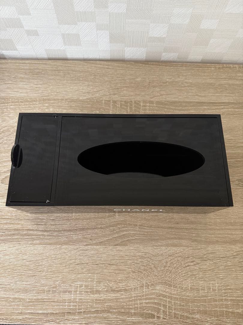 CHANEL ボックスティッシュケース 黒