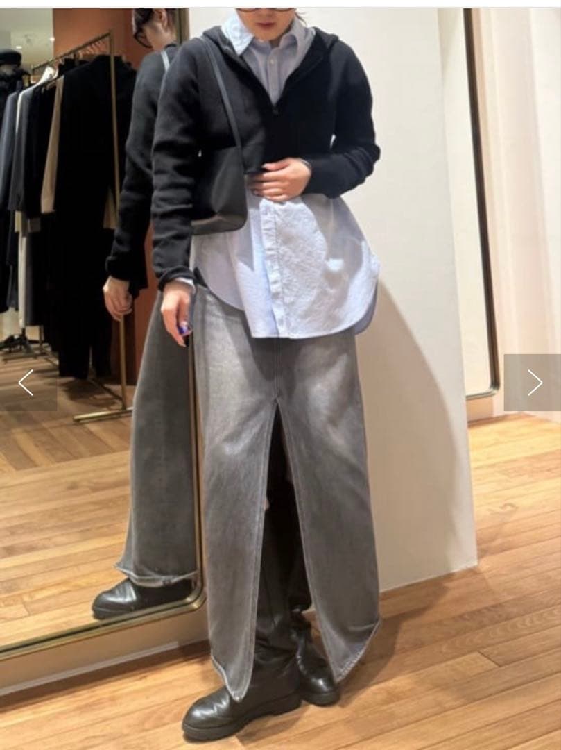 2025AW【Drawing Numbers】ブラック クロップドニットパーカー