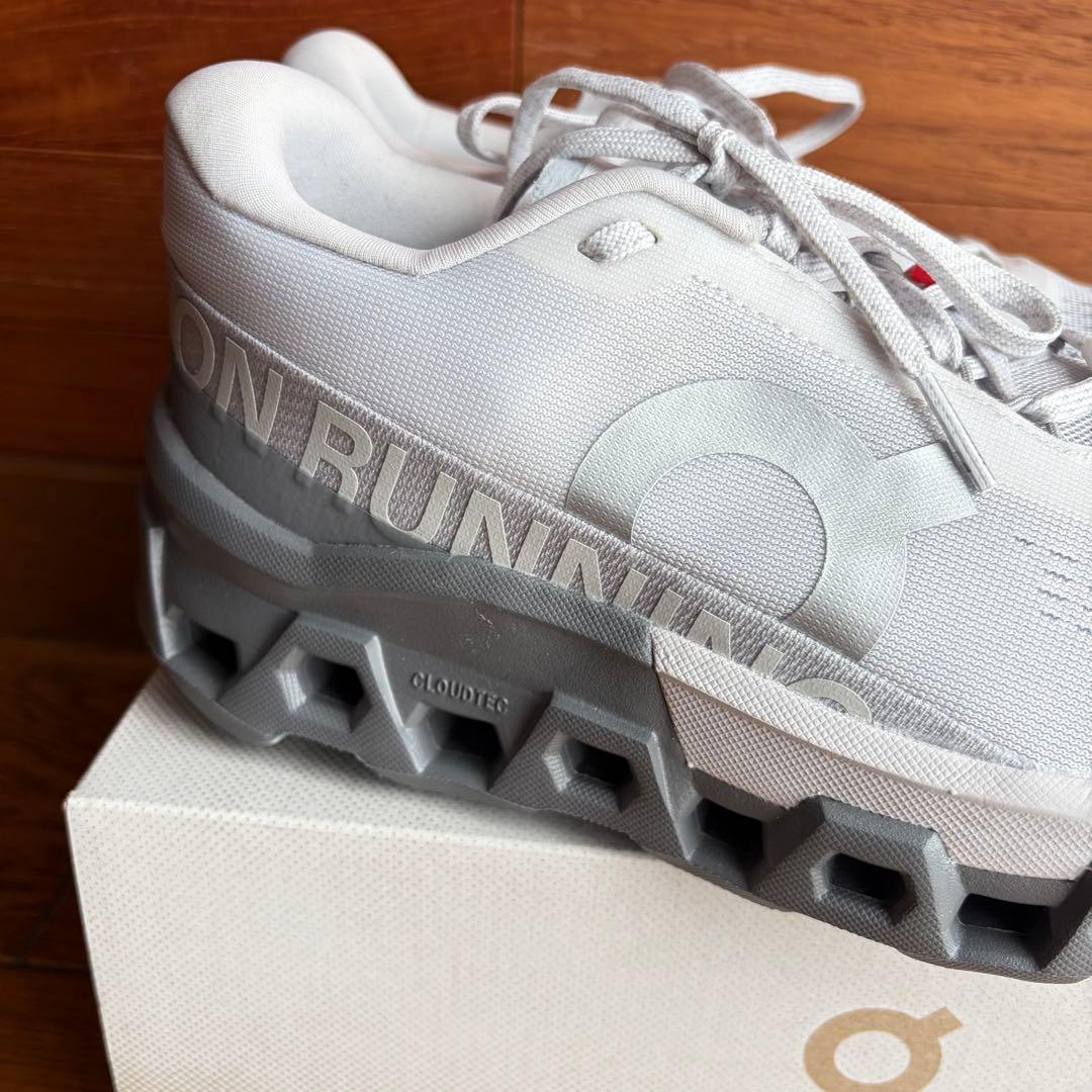 【on】 オン クラウドモンスター 2 サイズ:24.5cm