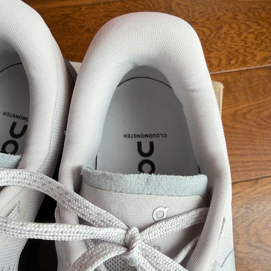 【on】 オン クラウドモンスター 2 サイズ:24.5cm