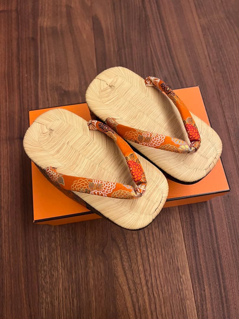 七五三　ぽっくり　おこぼ　最高級品　金蒔絵、螺鈿細工　アンティークおはりばこ