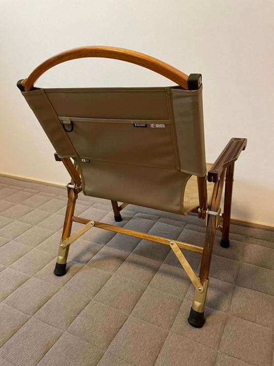 カーミットチェア　ベージュ　ブロンドウォールナット　カスタム