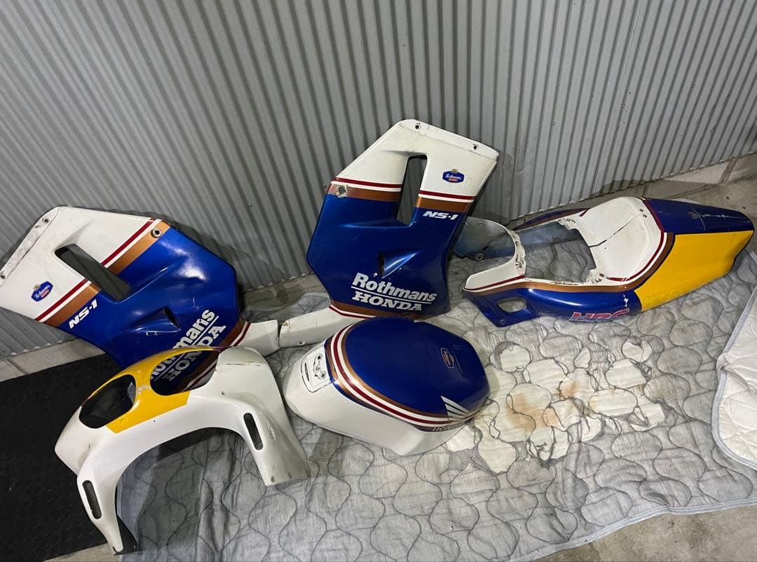 NS-1　フルカウル　フルセット　ロスマンズカラー