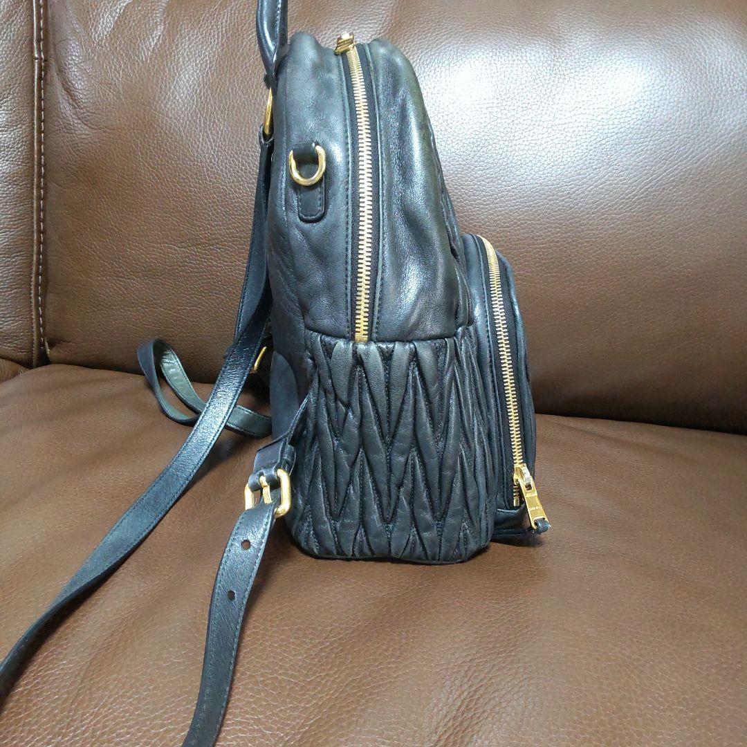 miumiuマテラッセリック