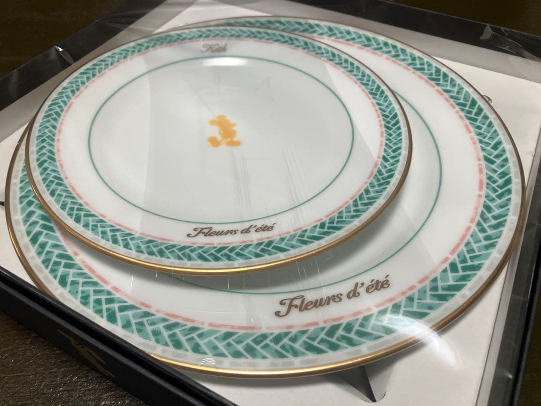 新品★キス&エテ フォー ディズニー　プレート2枚セット　Disney100周年