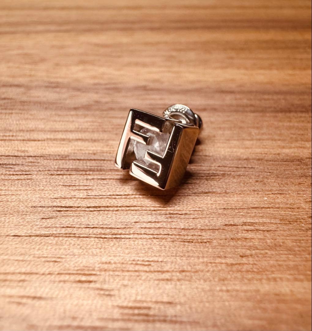 FENDI FFピアス 片耳用