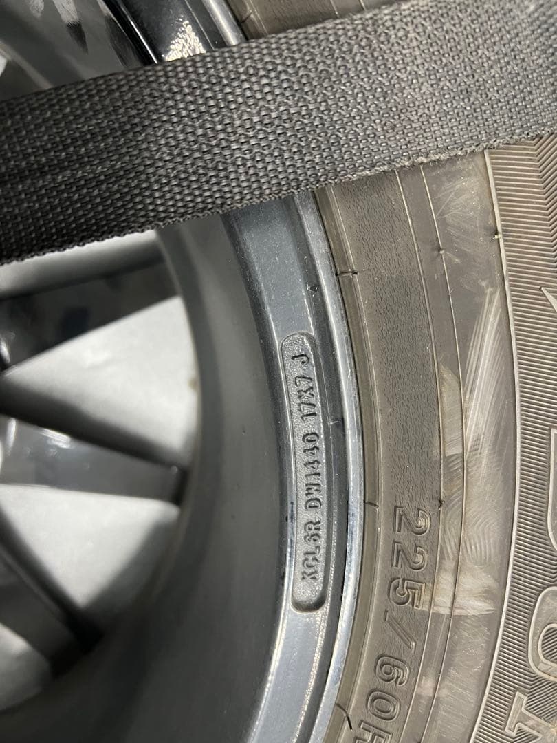 ダンロップ 225/60R17 17インチホイールスタッドレスタイヤセット4本