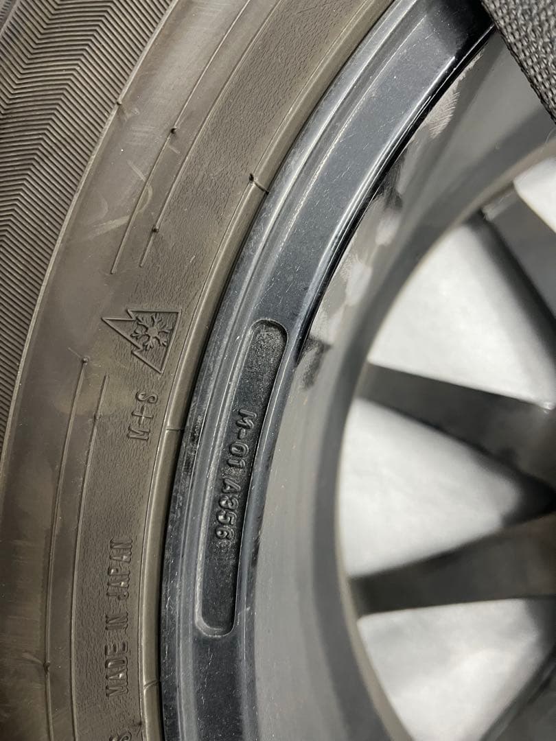 ダンロップ 225/60R17 17インチホイールスタッドレスタイヤセット4本