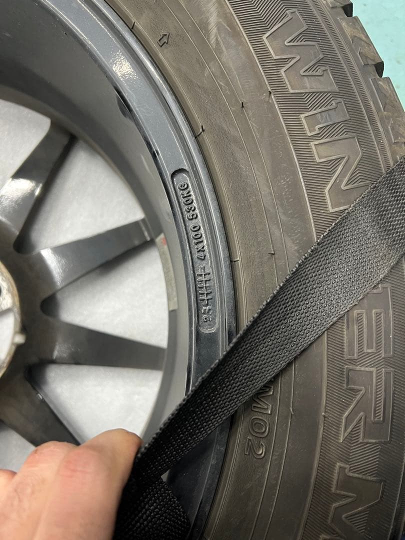 ダンロップ 225/60R17 17インチホイールスタッドレスタイヤセット4本