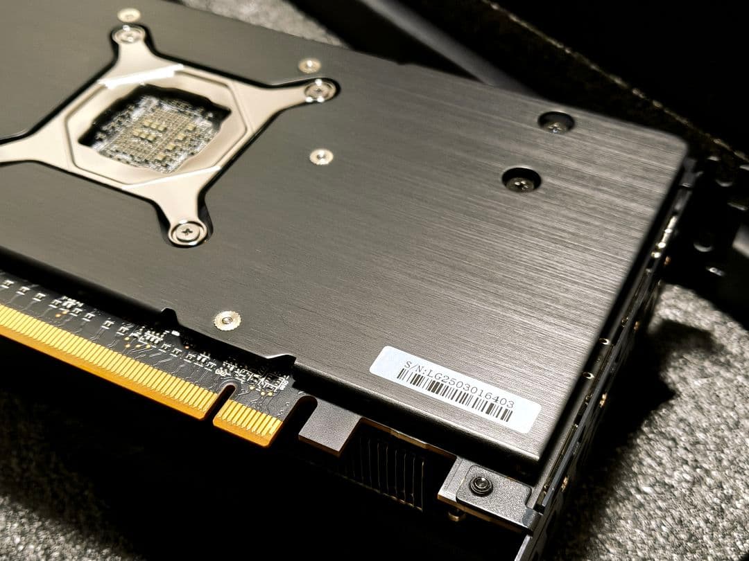 【パロリンピューマ様用】玄人志向 RX7800XT