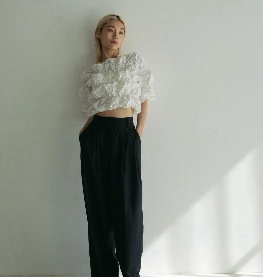 アンヌーク　シャーリング　ブラウス　トップス