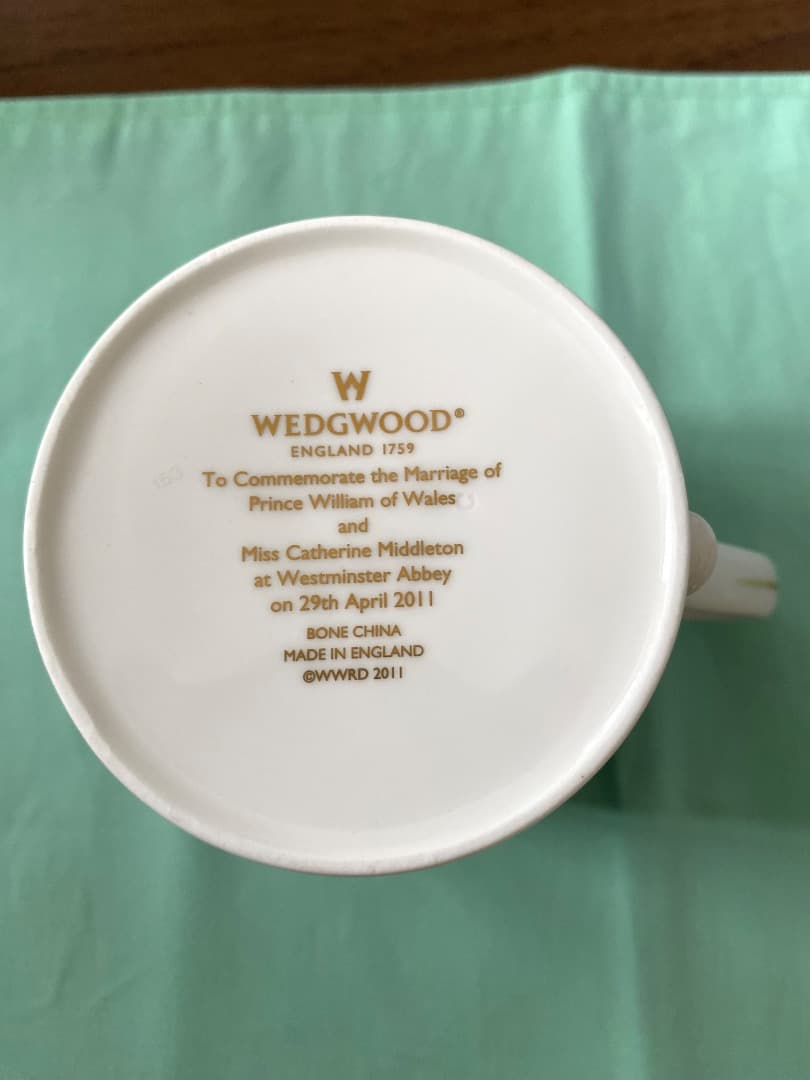 ウェッジウッド　ウィリアム王子御成婚記念 陶磁器皿