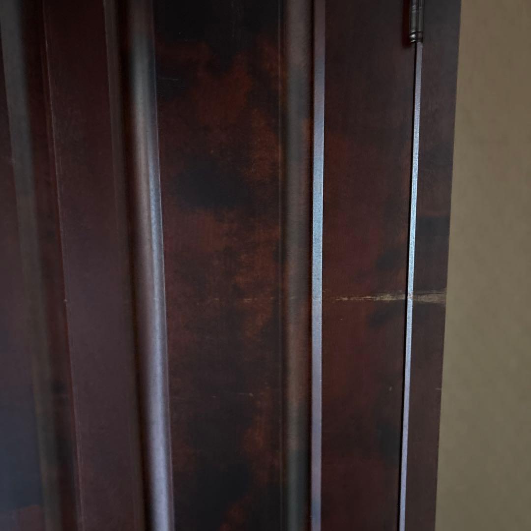 ダークブラウン扉付き収納　北海道民藝家具　洋タンス