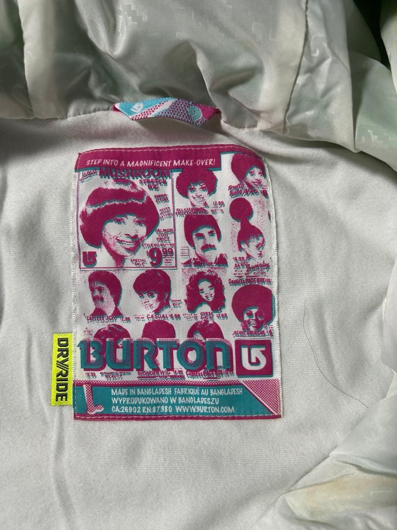 BURTON 上下セット　スノボウェア　グリーン フード付きジャケット&パンツ