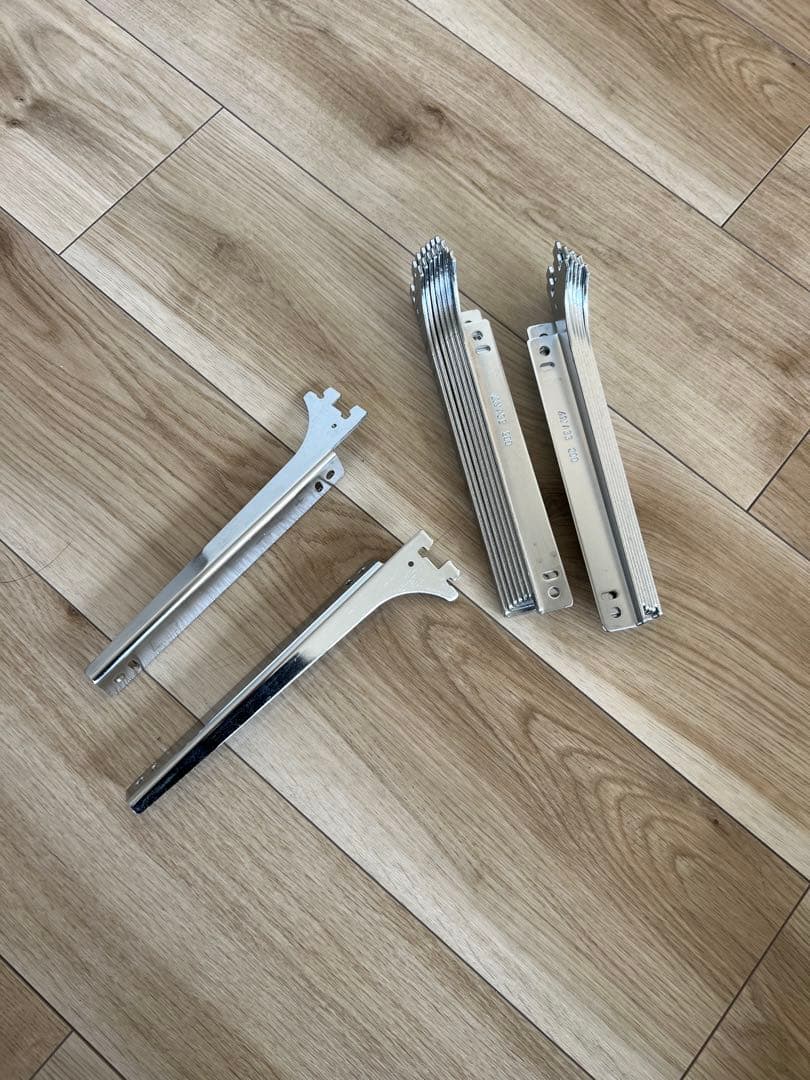 3/24終了　DIY 壁面収納　ロイヤル　チャンネルサポート　棚柱　棚受